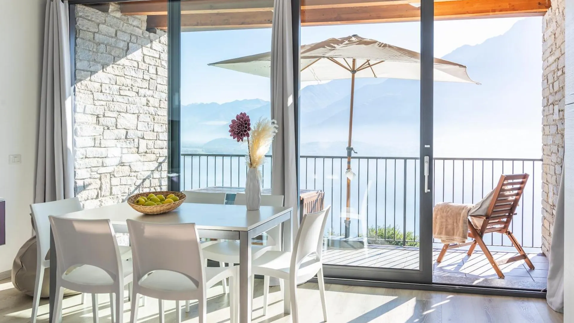 Apartamento Il Giardino Di Lory Vercana Italia